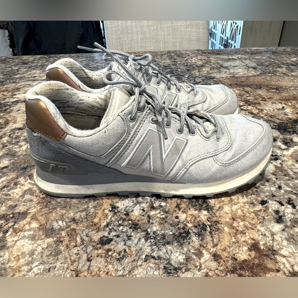 Women’s New Balance 574 Gray Sneakers